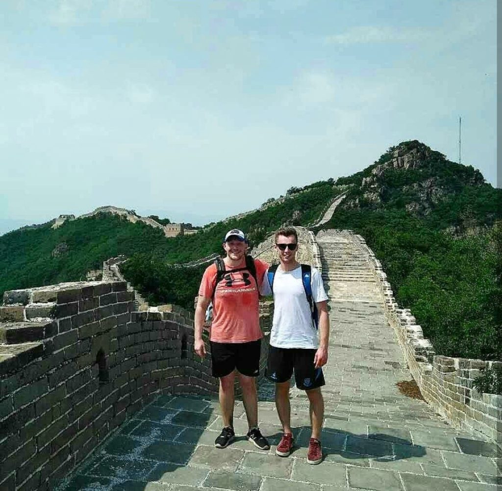 Oli on great wall of China