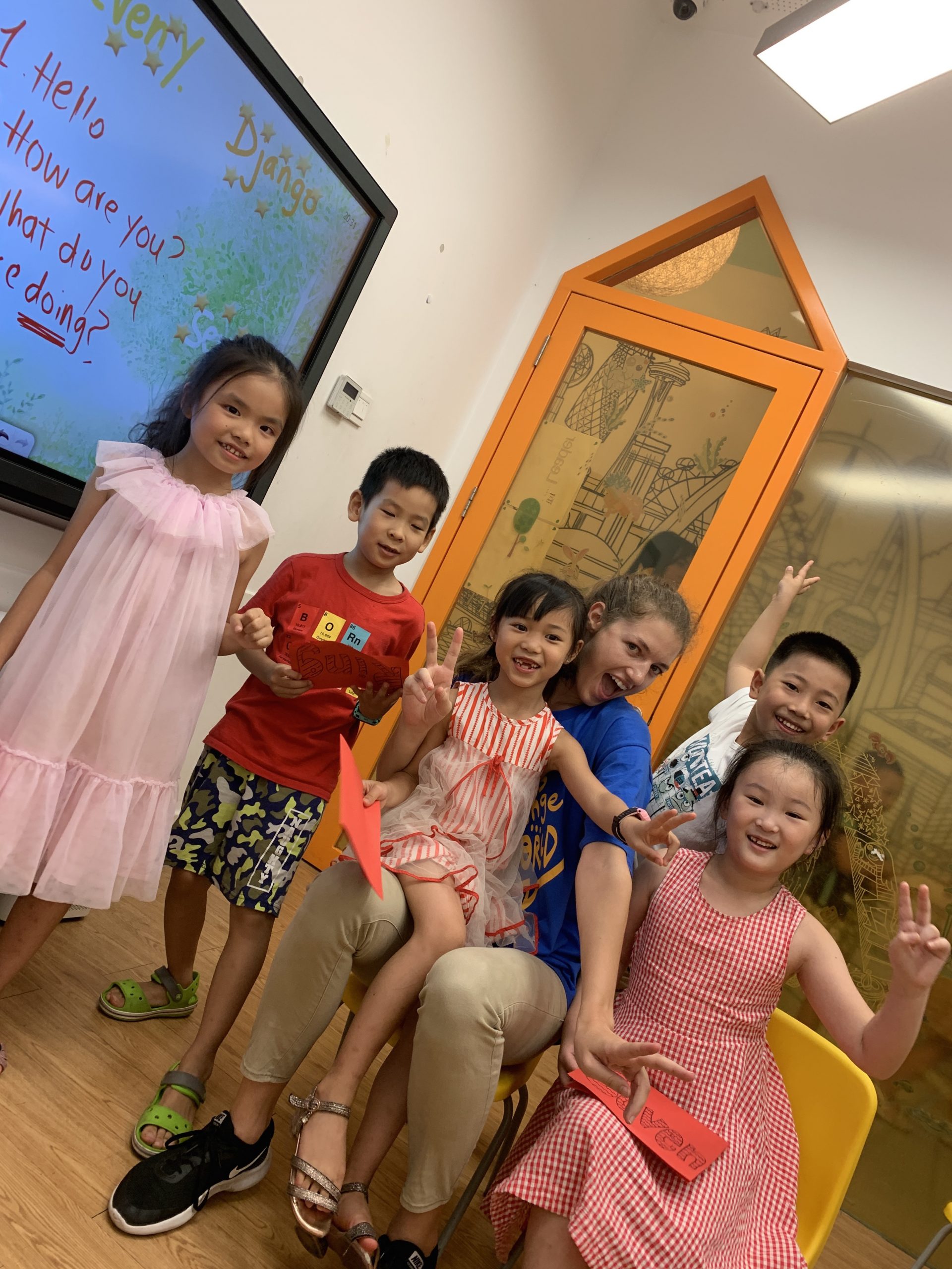 Britanny with her students at EF Chongqing